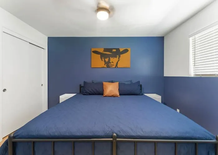New Blue&pink Pool Centra Phx Apartment Phoenix