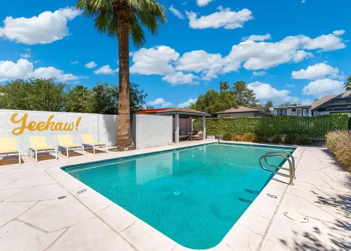 New Blue&pink Pool Centra Phx Apartment *