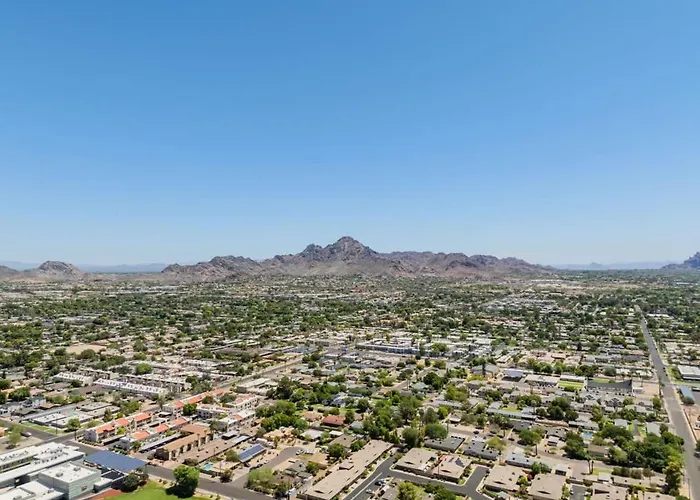 New Blue&pink Pool Centra Phx Apartment