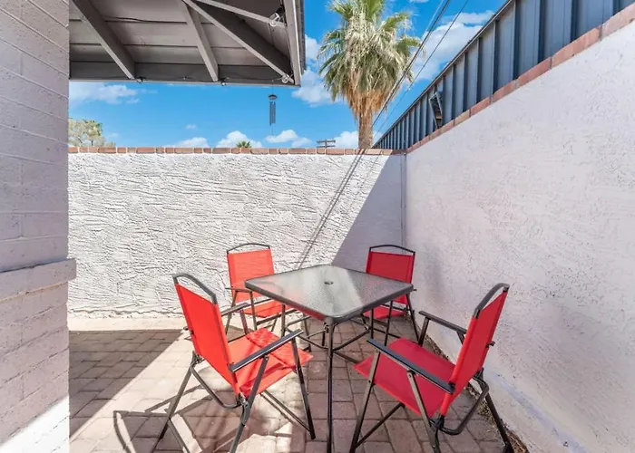 New Blue&pink Pool Centra Phx Apartment
